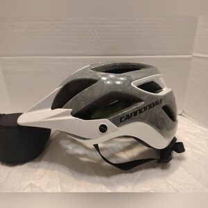 Canondale Ryker 2015 Bicycle Helmet - LARGE